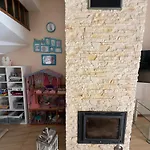 Dom Nad Jeziorem Mazury Pomost Segment 1 Сasa de vacaciones Kozin